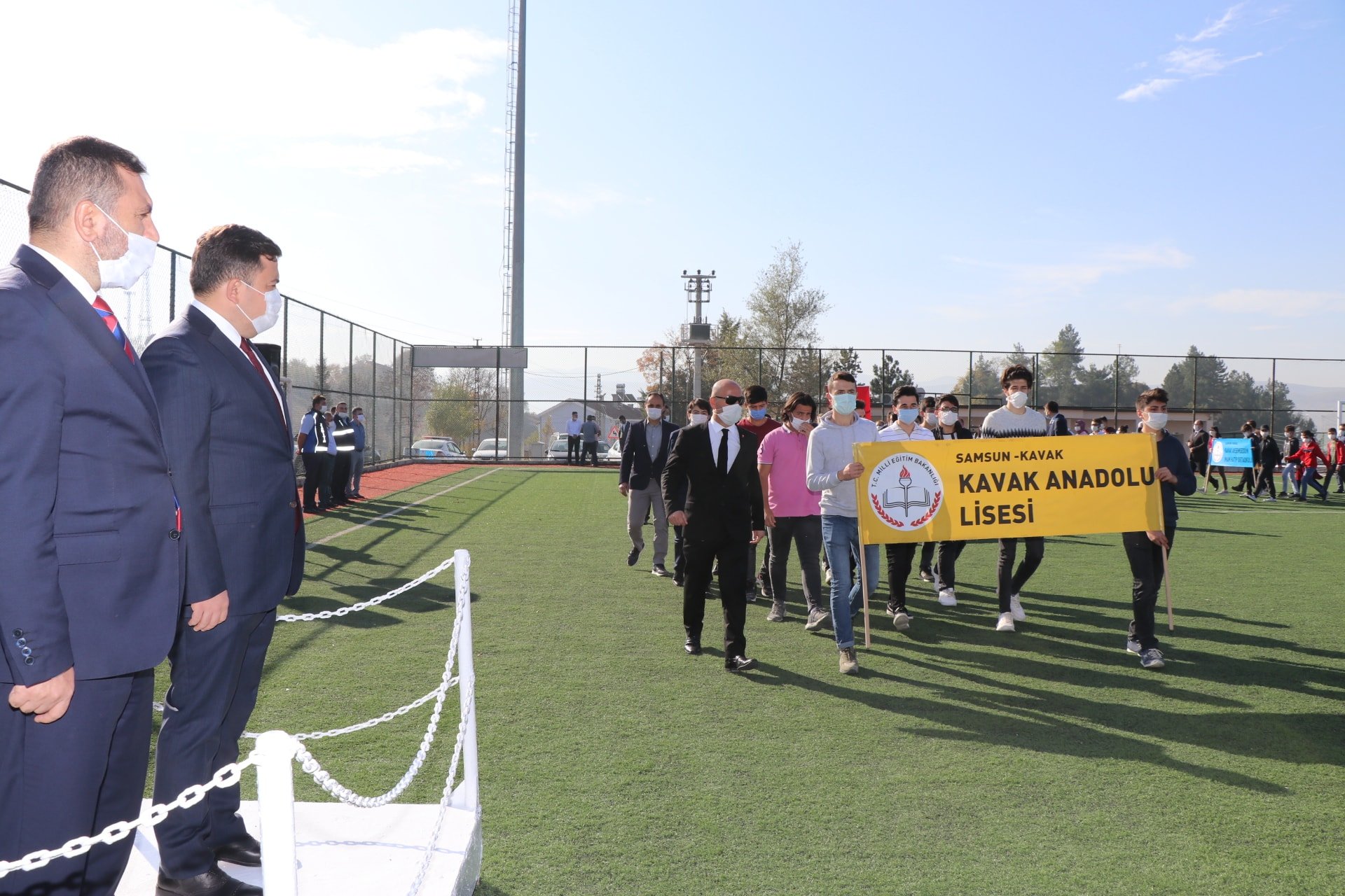 KAVAK'TA ÇOŞKULU KUTLAMA